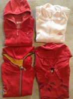 2 hoodies met rits (+kap), meisjes, 10jaar, rood en roze, Kinderen en Baby's, Kinderkleding | Maat 104, Meisje, Trui of Vest, Gebruikt