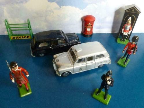 LOT 2 AUSTIN Taxi London Cab DINKY TOYS Made in England Neuf, Hobby & Loisirs créatifs, Voitures miniatures | 1:43, Neuf, Voiture