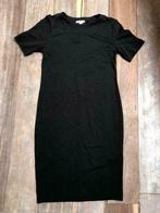 Lange zwarte jurk met korte mouwen maat M korte mouw, Kleding | Dames, Jurken, Gedragen, Maat 38/40 (M), Onder de knie, Zwart