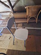 Set van 6 witte stoelen en 2 witte tafels, Huis en Inrichting, Stoelen, Gebruikt, Ophalen of Verzenden, Wit