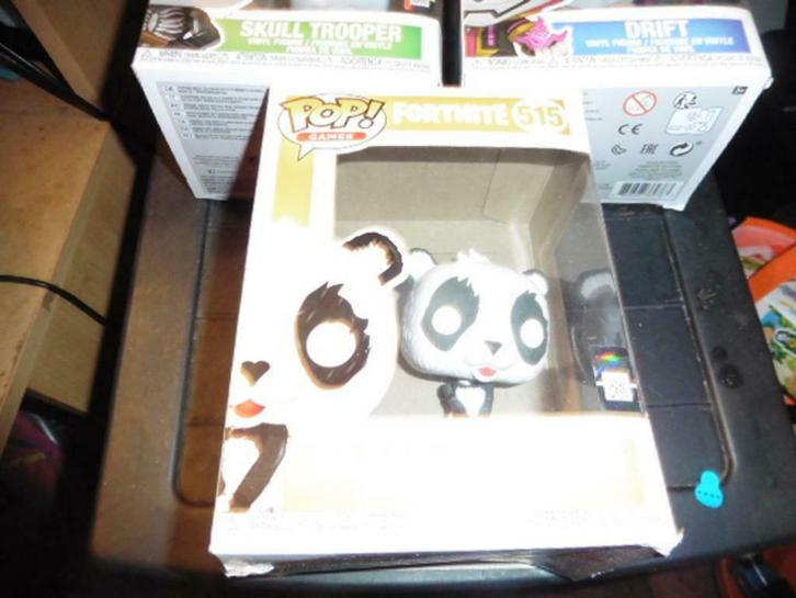 7  fornite figurine 430,459,466,438,457,515,465 dispo lelot, Kinderen en Baby's, Speelgoed | Buiten | Actiespeelgoed, Gebruikt