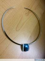 Prachtige Victoria halsketting met prachtige Victoria hanger, Handtassen en Accessoires, Kettingen, Nieuw