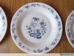 vintage arcopal 3 assiettes a dessert motifs fleurs bleues, Antiquités & Art