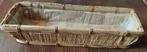 Echange ou vend petite jardinière en rotin,... 34x11x7cm, Jardin & Terrasse, Moins de 30 cm, Enlèvement ou Envoi, Utilisé, Rectangulaire