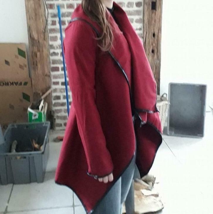 Opkoper gezocht nieuw textiel / sjaals / mutsen, Kleding | Dames, Overige Dameskleding, Nieuw, Ophalen of Verzenden