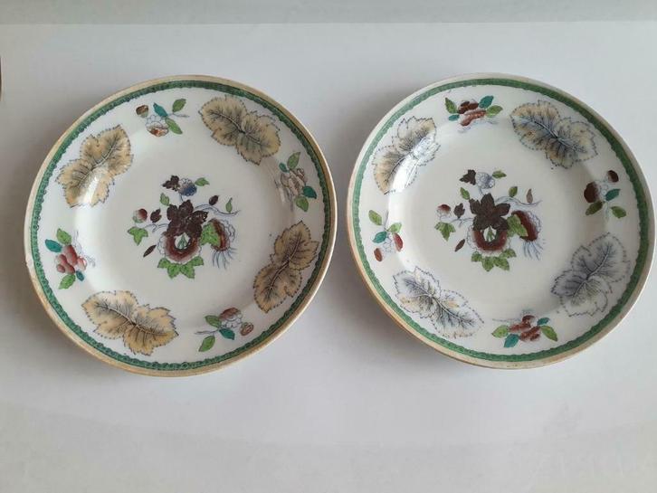Keramis, 2 assiettes creuses en porcelaine, motif floral, vi, Antiquités & Art, Antiquités | Services (vaisselle) pièces, Enlèvement ou Envoi