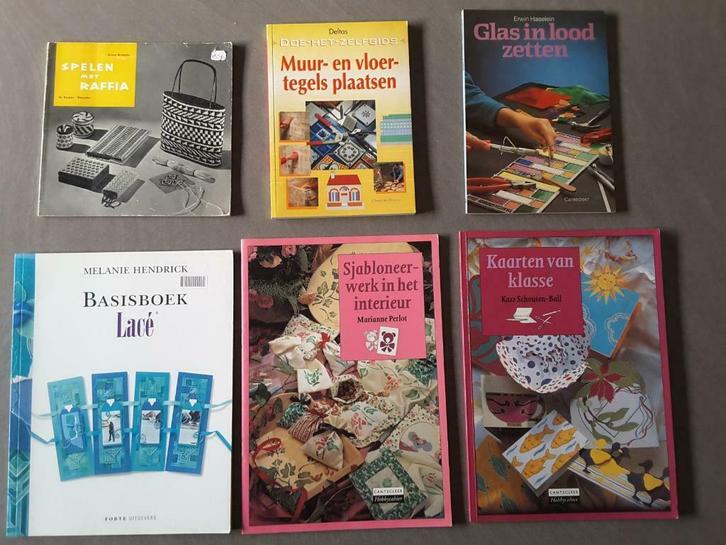 Verschillende hobbyboekjes, Hobby en Vrije tijd, Knutselen, Zo goed als nieuw, Materiaal, Ophalen of Verzenden