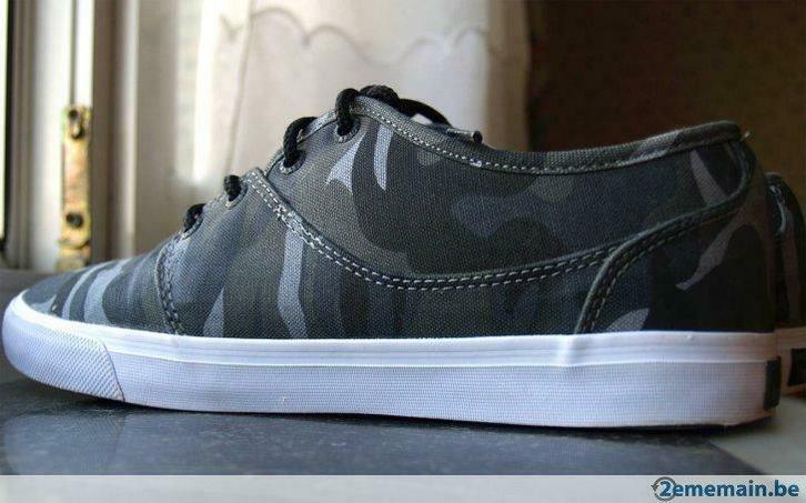 Chaussures GLOBE - Pointure 45, Kleding | Heren, Schoenen, Gedragen, Sneakers, Overige kleuren, Ophalen of Verzenden