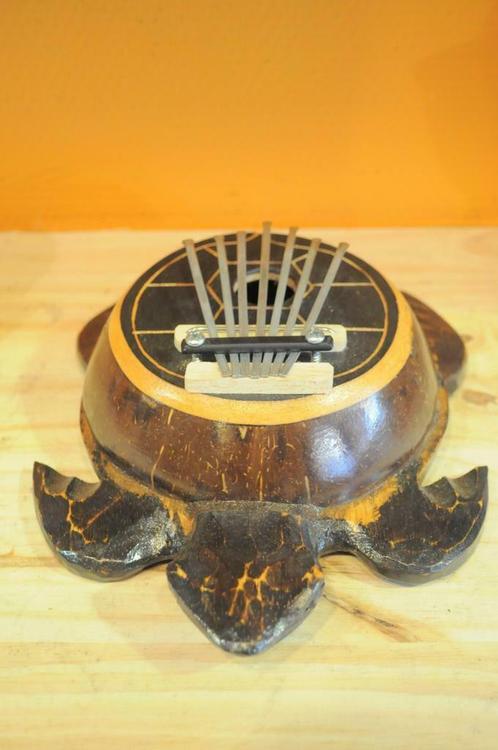 Karimba en forme de tortue ou guitare, Muziek en Instrumenten, Strijkinstrumenten | Overige, Nieuw