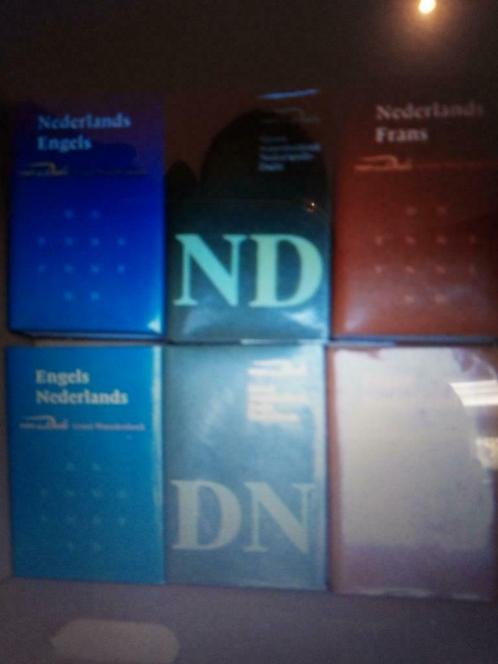 Woordenboeken Van Dale -  NL/EN/FR/D, Boeken, Woordenboeken, Zo goed als nieuw, Van Dale, Ophalen of Verzenden