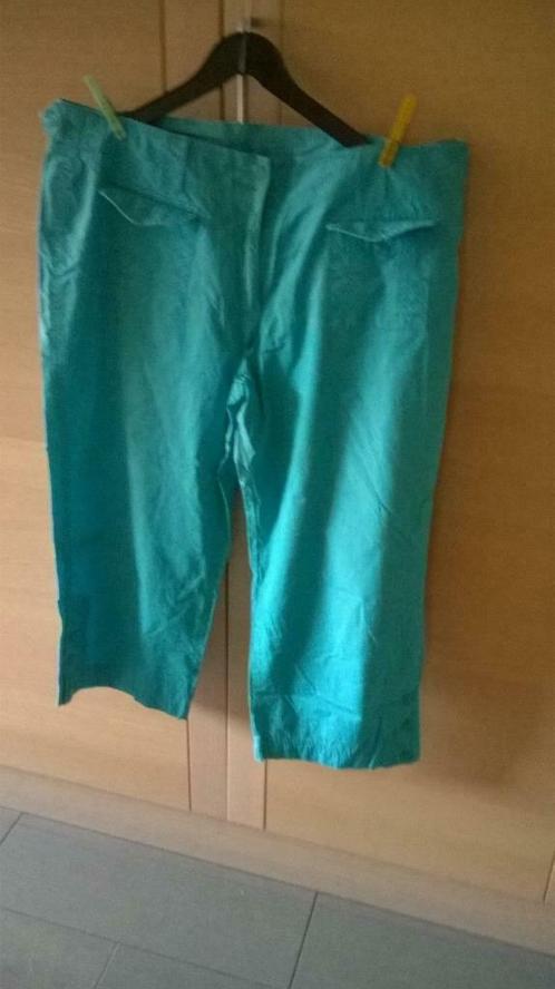 pantalon femme 3/4 modèle taille 48 couleur turquoise, Vêtements | Femmes, Culottes & Pantalons, Porté, Taille 46/48 (XL) ou plus grande