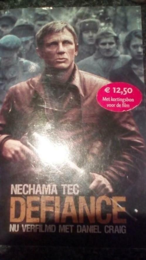 Defiance naar de film met Daniel Craig ,actie film, Boeken, Film, Tv en Media, Gelezen, Film- of Tv-bewerking, Ophalen of Verzenden