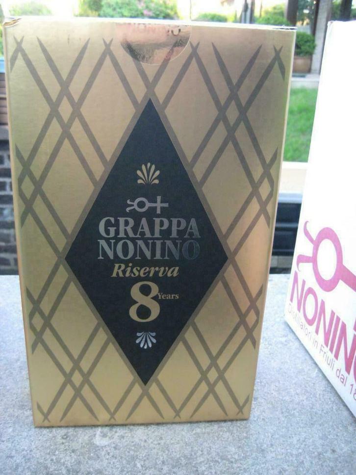 *TIP* Exclusieve en Verzamelflessen Grappa, Verzamelen, Wijnen, Nieuw, Overige typen, Italië, Vol, Ophalen of Verzenden