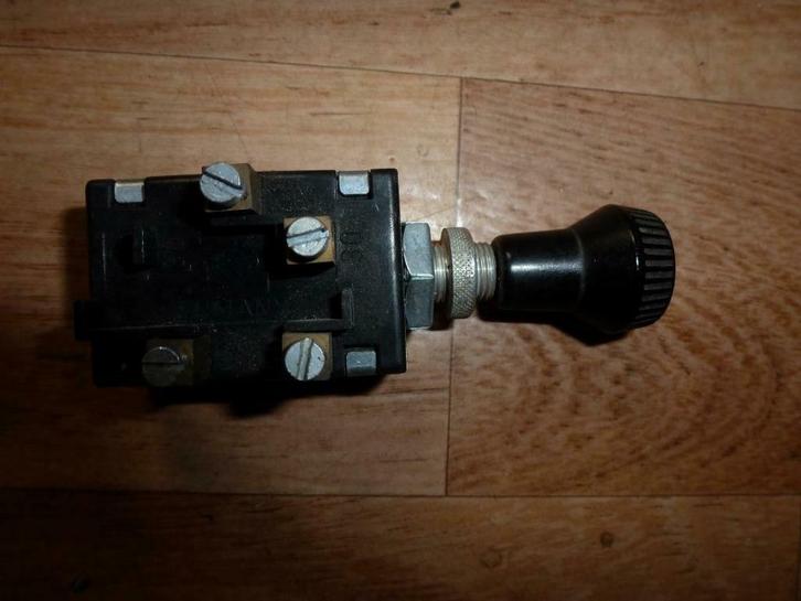 trekschakelaar stand/kruislicht made in Germany vintage, Auto-onderdelen, Dashboard en Schakelaars, Overige automerken, Nieuw