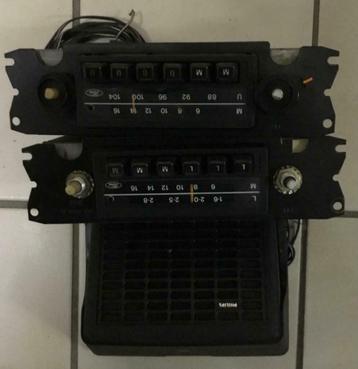 Oldtimer radio’s Ford beschikbaar voor biedingen