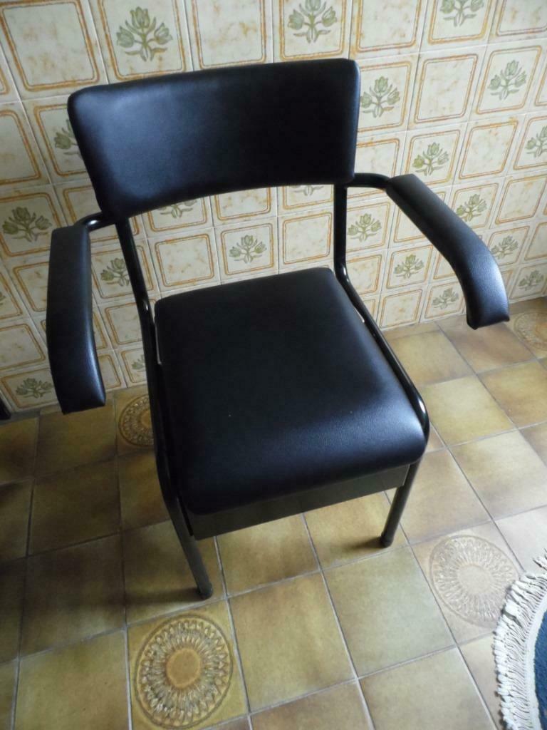 W C stoel, Ophalen, Gebruikt