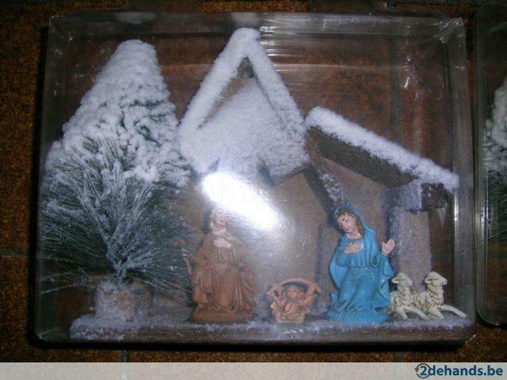 lot nieuwe kerststallen in winterlandschap, Diversen, Kerst, Nieuw