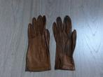 Paire de gants femmes marron en cuir, Vêtements | Femmes, Bonnets, Écharpes & Gants, Gants, Enlèvement ou Envoi, Sans, Taille 34 (XS) ou plus petite