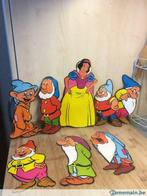 Blanche neige et les 7 nains en carton, Utilisé