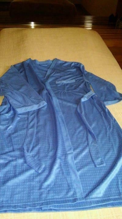 blauwe kimono merk Damart, Sports & Fitness, Sports de combat & Self-défense, Neuf, Équipement d'arts martiaux, Enlèvement
