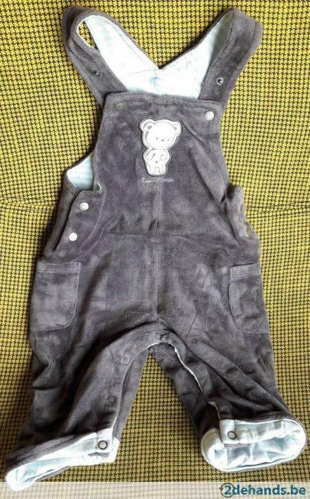 Bruine salopette met beer, 6m, Kinderen en Baby's, Babykleding | Maat 68, Gebruikt, Jongetje, Broekje, Ophalen of Verzenden