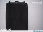 Gekleede zwarte stoffen rok met zakjes en riempje, Ophalen, Nieuw, Maat 46/48 (XL) of groter
