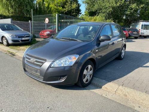 Kia Ceed 1.4 benzine 2009 145000 km Airco *12m Garantie*, Auto's, Kia, Bedrijf, ABS, Airbags, Airconditioning, Centrale vergrendeling