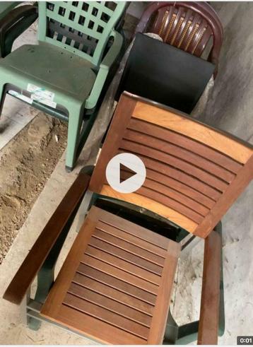 Stoelen beschikbaar voor biedingen