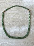 Groene halsketting (zn2431), Handtassen en Accessoires, Kettingen, Ophalen of Verzenden, Zo goed als nieuw, Groen, Kunststof