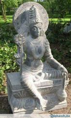 Lakshmi in zwart graniet beeldhouwwerk ca. 77 cm, Tuin en Terras, Tuinbeelden, Ophalen of Verzenden, Zo goed als nieuw, Steen