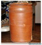 pot en gres brun tube avec ligne en decoration