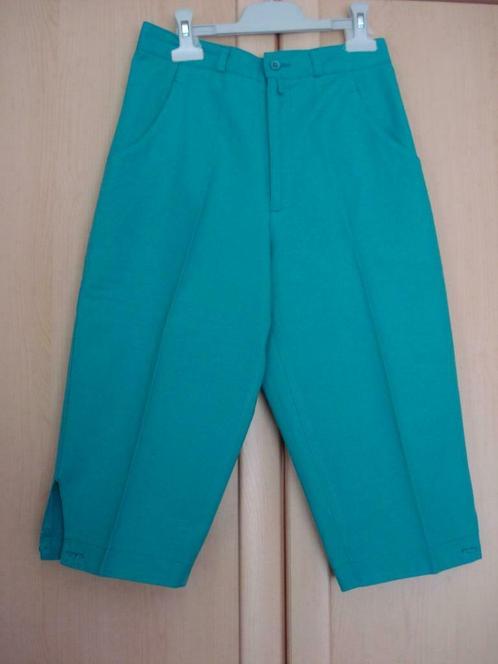 bermuda, Kleding | Dames, Broeken en Pantalons, Gedragen, Maat 38/40 (M), Groen, Driekwart, Ophalen of Verzenden