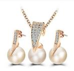 Women's Jewelry Set Stud Earrings Pendant Necklaces Pearl, Enlèvement, Neuf