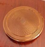 Poudrier ancien doré, Ophalen, Gebruikt