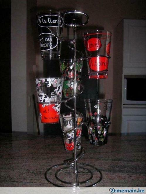 Support porte-verres vaches, chats, fleurs NEUF, Huis en Inrichting, Keuken | Servies, Nieuw, Glas of Glazen