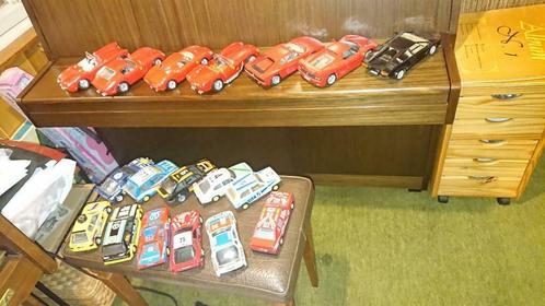 Lot, Collectie 1:24 - 1:18 model autos, Hobby en Vrije tijd, Modelauto's | 1:18, Zo goed als nieuw, Auto, Burago, Ophalen of Verzenden