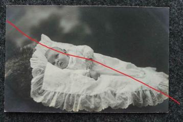 Postkaart studiofoto van baby, Hri. Speeckaert Bruxelles