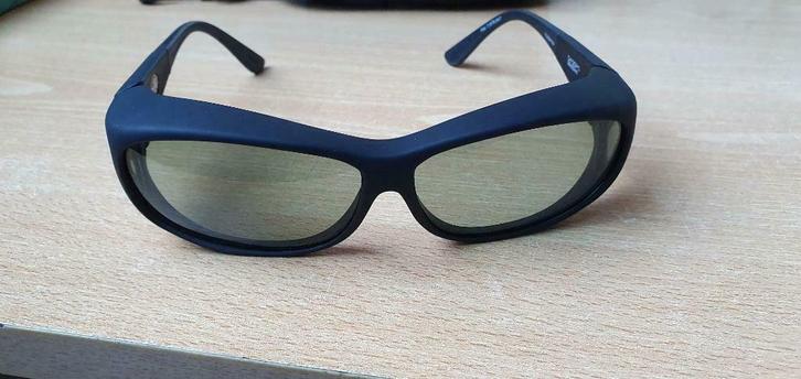 Cocoons overzetzonnebril Mini Slim MS zwart/amber, Handtassen en Accessoires, Zonnebrillen en Brillen | Heren, Nieuw, Zonnebril