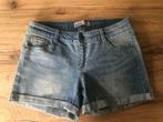 Jeansshort Vero Moda maat medium- rekbaar, Bleu, W30 - W32 (confection 38/40), Porté, Enlèvement ou Envoi