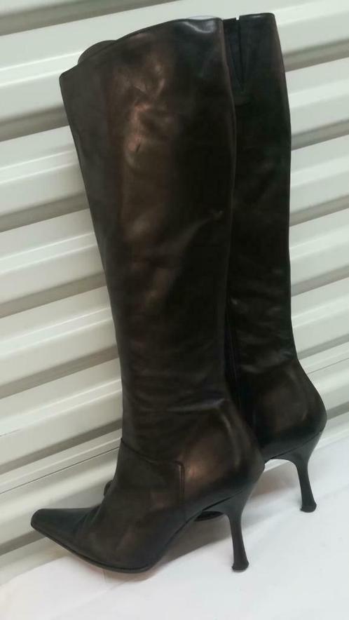 341B* jolies bottes sexy noires en cuir (37), Vêtements | Femmes, Chaussures, Porté, Bottes hautes, Noir, Envoi