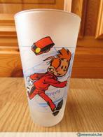 superbe verre spirou robbedoes qui court quick de collection, Verzamelen, Glas en Drinkglazen, Gebruikt