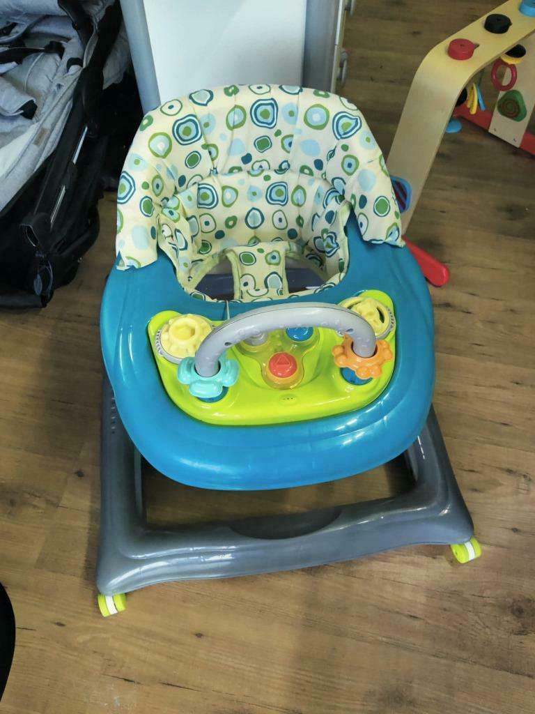 ② Loopstoel met activiteitenbord dreambaby, zo goed als nieuw! — Speelgoed  | Educatief en Creatief — 2dehands