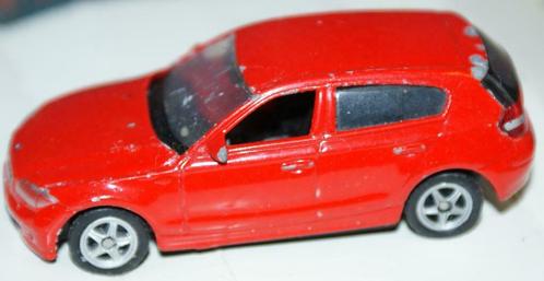 WELLY Miniatuurauto BMW 120i rood 1/60, Hobby en Vrije tijd, Modelbouw | Auto's en Voertuigen, Gebruikt, Auto, 1:50 of kleiner