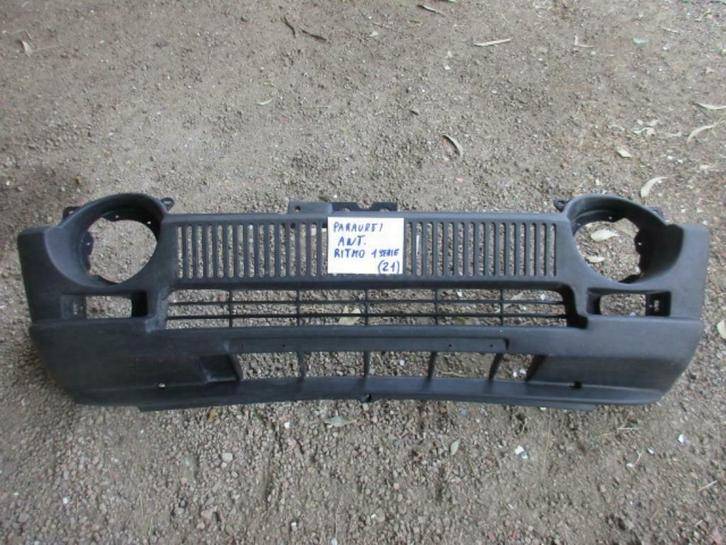 Front bumper Fiat Ritmo series 1, Auto-onderdelen, Carrosserie, Bumper, Fiat, Voor, Nieuw, Ophalen of Verzenden