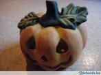 haloween pompoen in steen