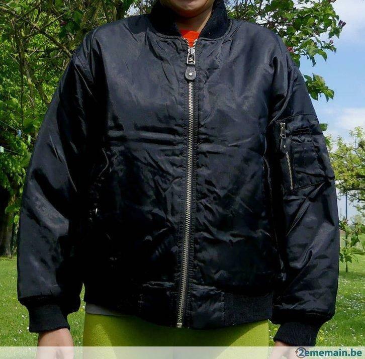 Bomber noir F118, Vêtements | Femmes, Vestes | Hiver, Porté, Noir, Enlèvement ou Envoi