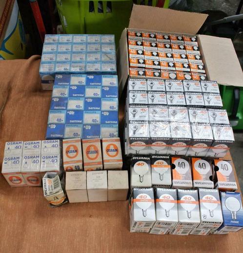 Honderden retro gloeilampen, en kleine signalisatie lampjes, Huis en Inrichting, Lampen | Losse lampen, Nieuw, Gloeilamp, Ophalen