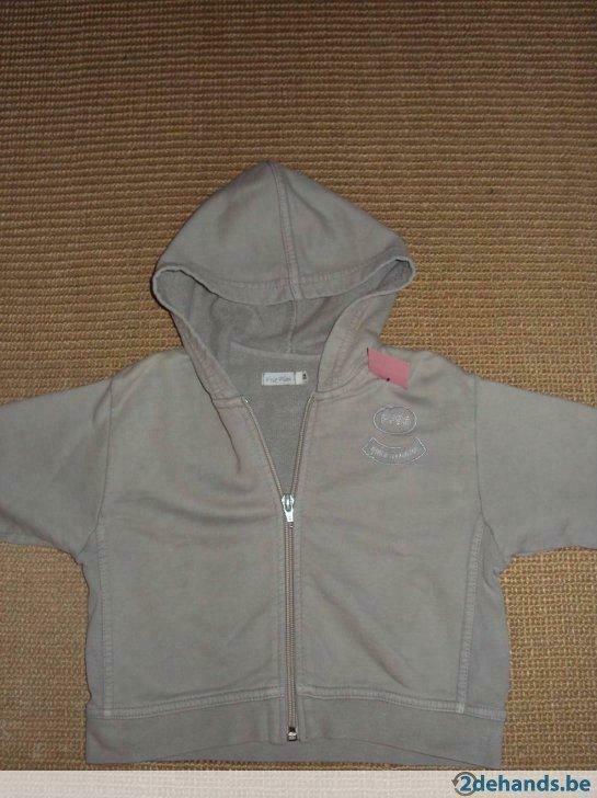 Sweater met kap P'tit Filou, Kinderen en Baby's, Babykleding | Maat 86, Gebruikt, Jongetje, Truitje of Vestje, Ophalen of Verzenden