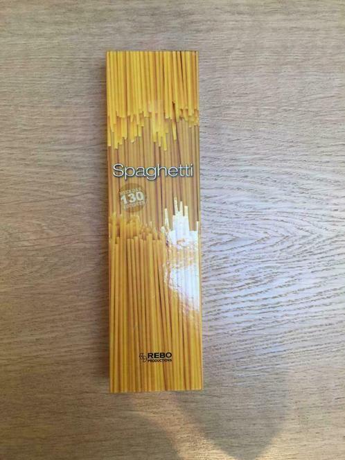Kookboek Spaghetti 130 recepten, Livres, Livres de cuisine, Comme neuf, Plat principal, Italie, Enlèvement ou Envoi