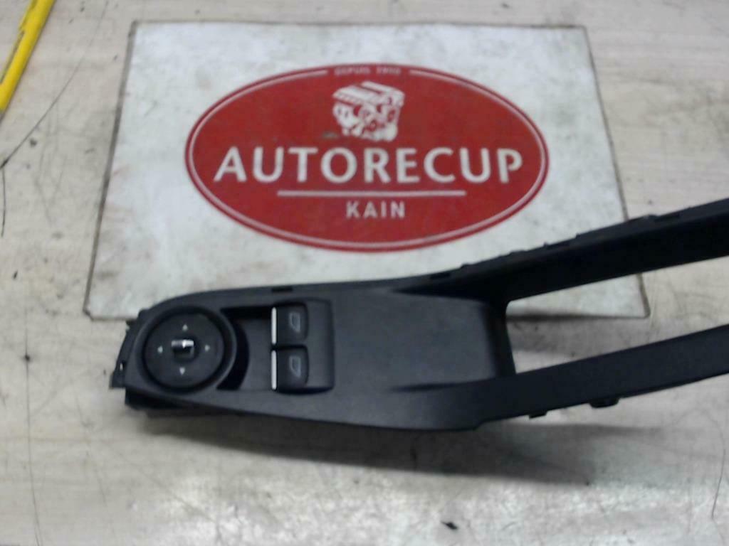 Interrupteur de vitre avant gauche Ford Fiesta 5 phase 2, Enlèvement ou Envoi, Utilisé, Ford